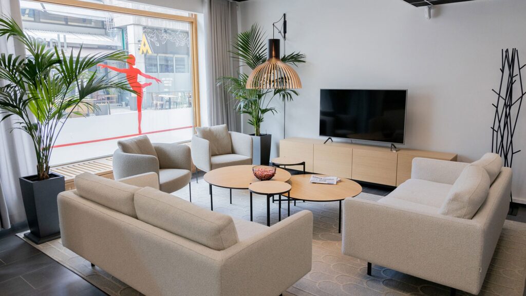 Pohjantähden konttorin olohuone